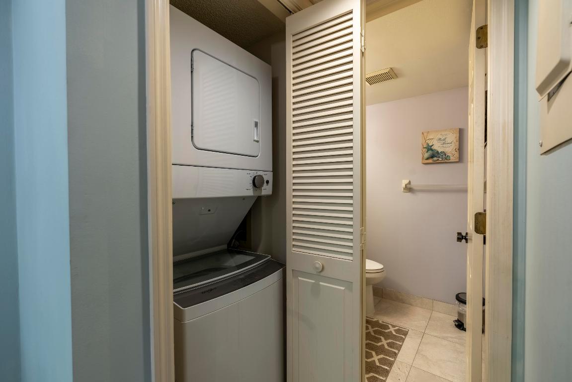 7427 SE Jamestown Terrace