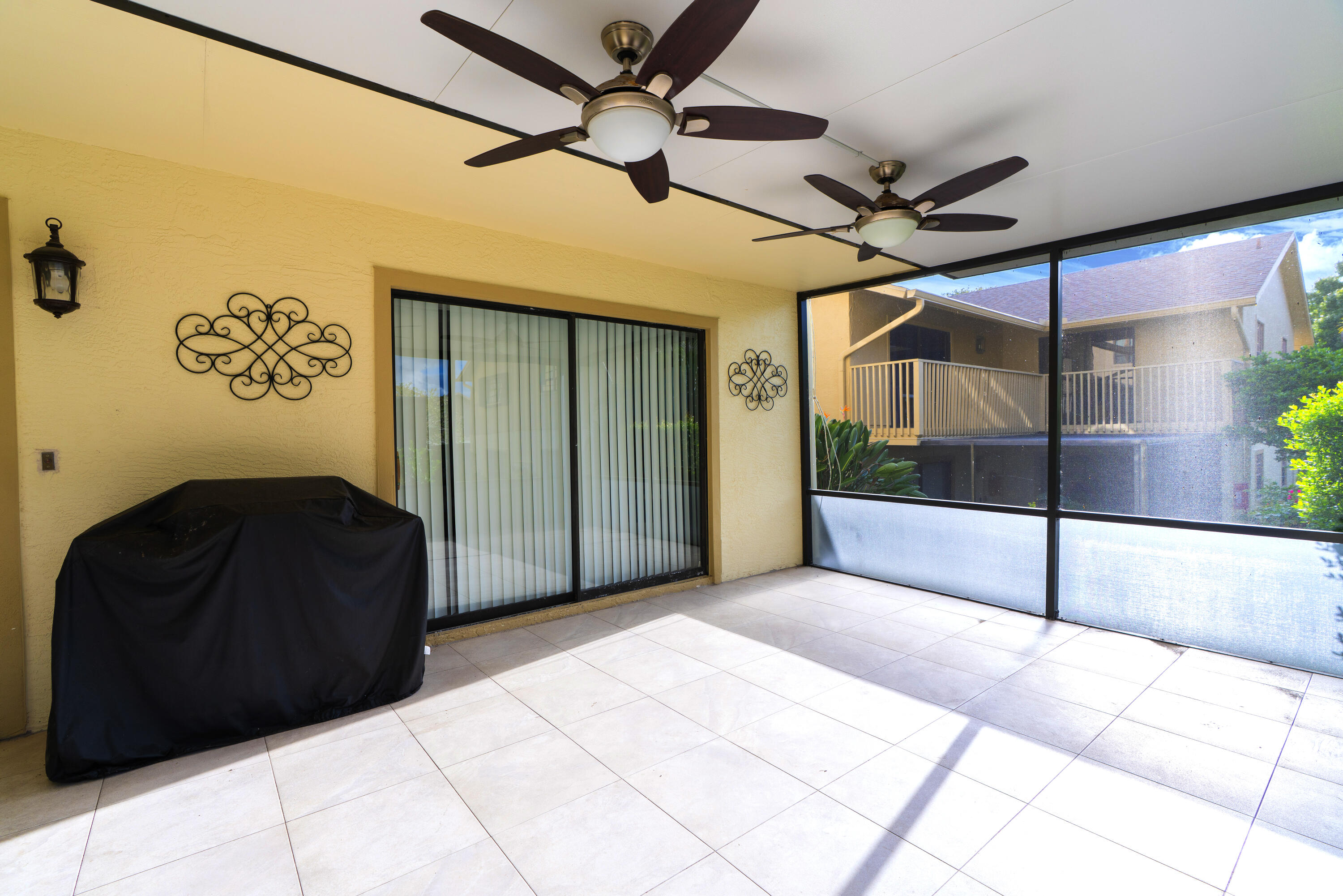 7427 SE Jamestown Terrace