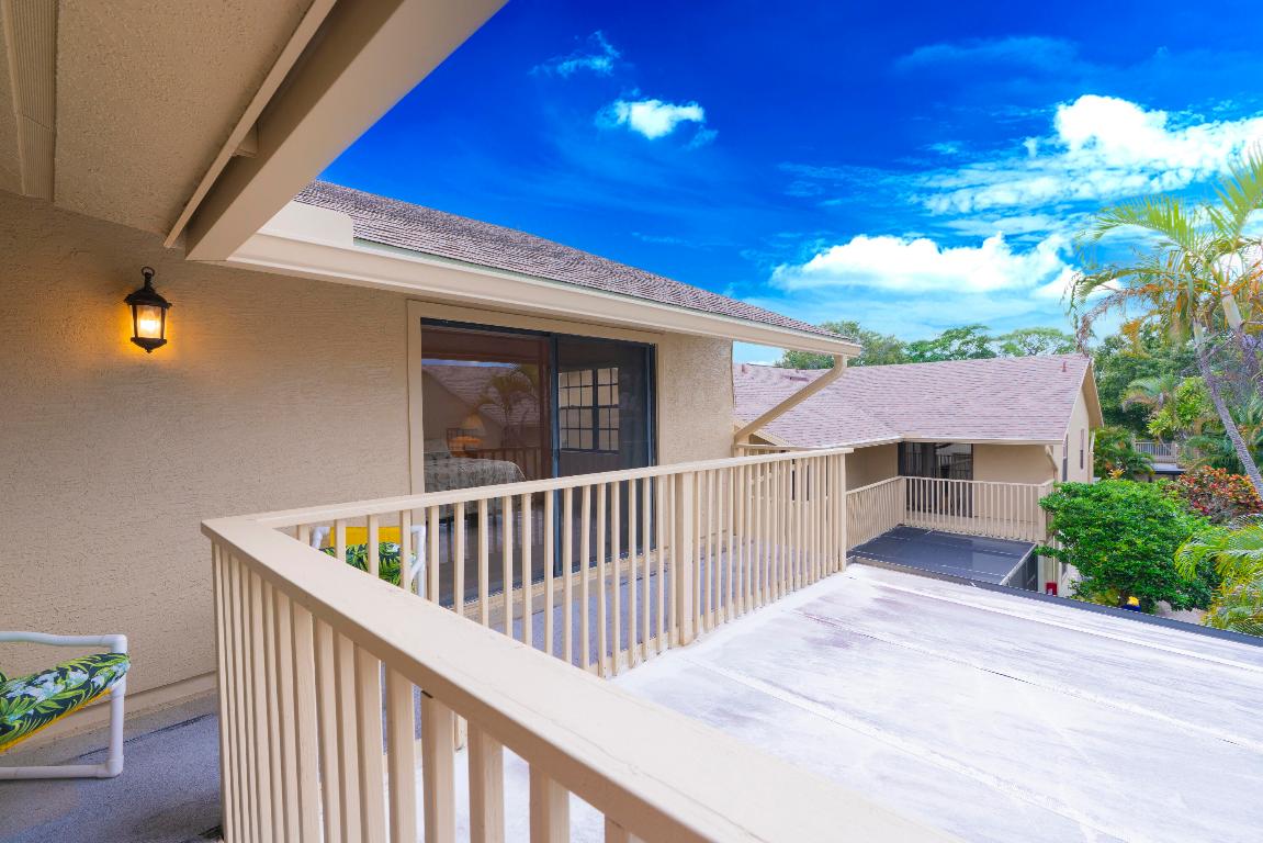 7427 SE Jamestown Terrace