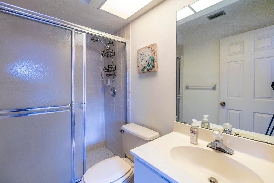 7427 SE Jamestown Terrace