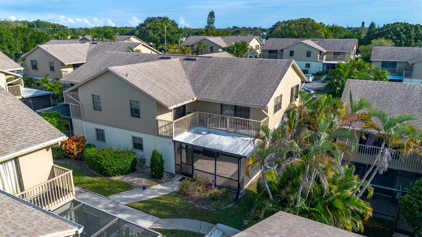 7427 SE Jamestown Terrace