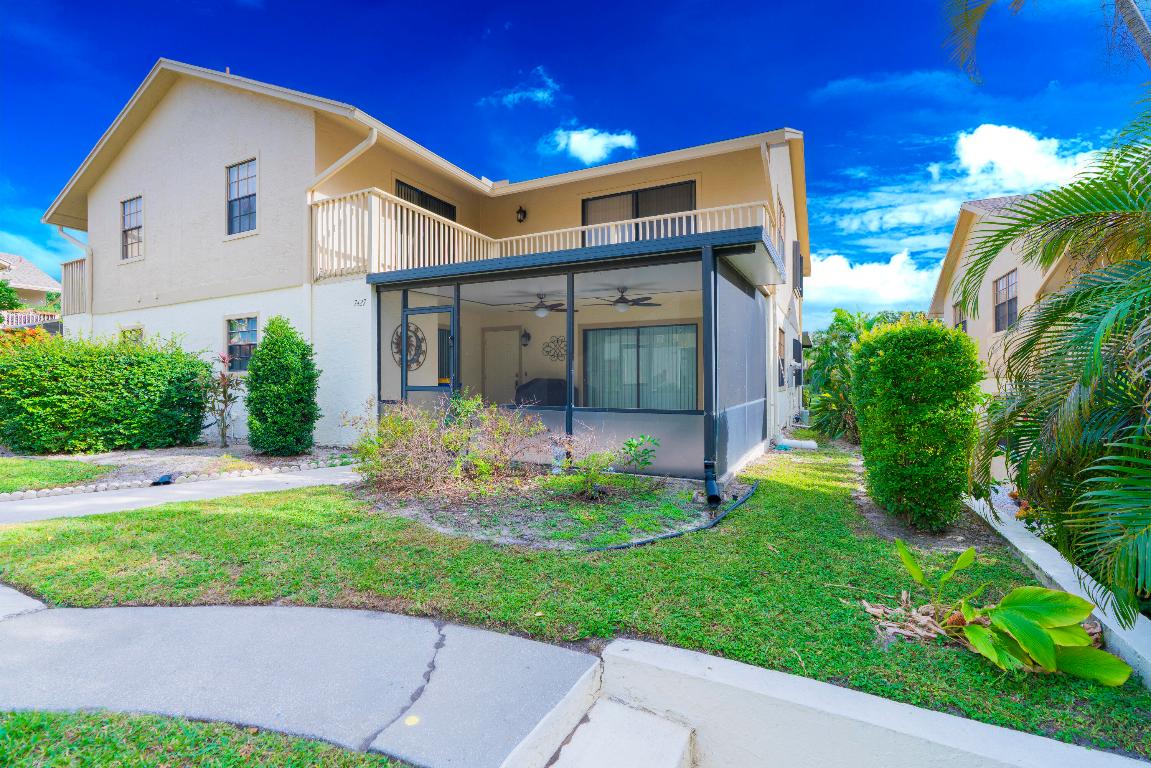 7427 SE Jamestown Terrace