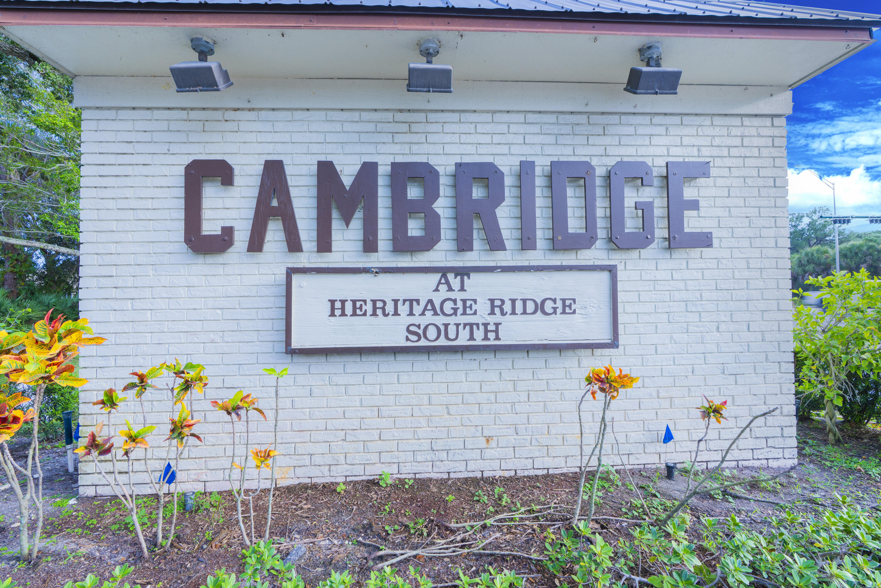 7427 SE Jamestown Terrace