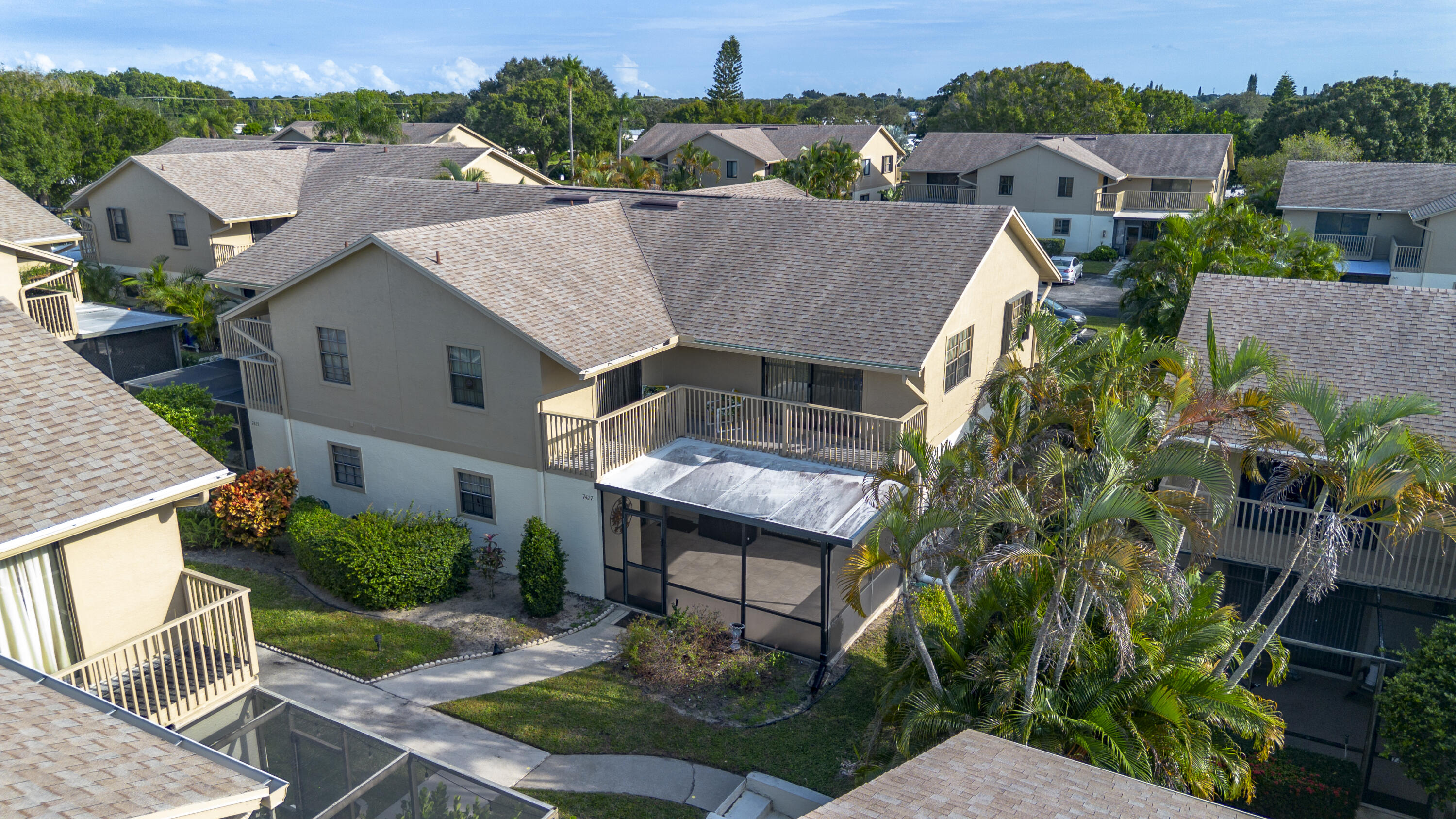 7427 SE Jamestown Terrace