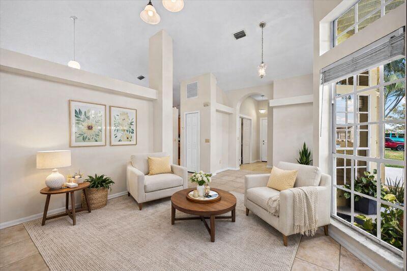 184 SW Hide Place, Port St. Lucie