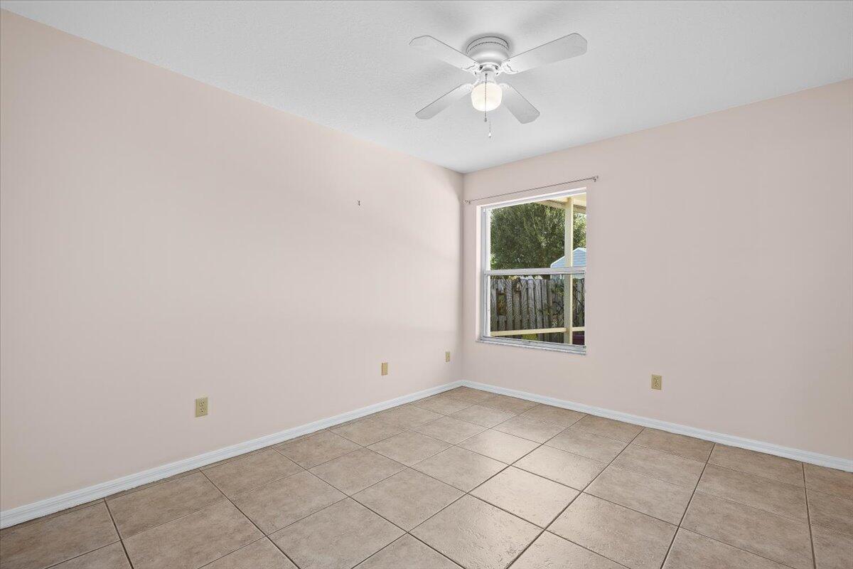 184 SW Hide Place, Port St. Lucie