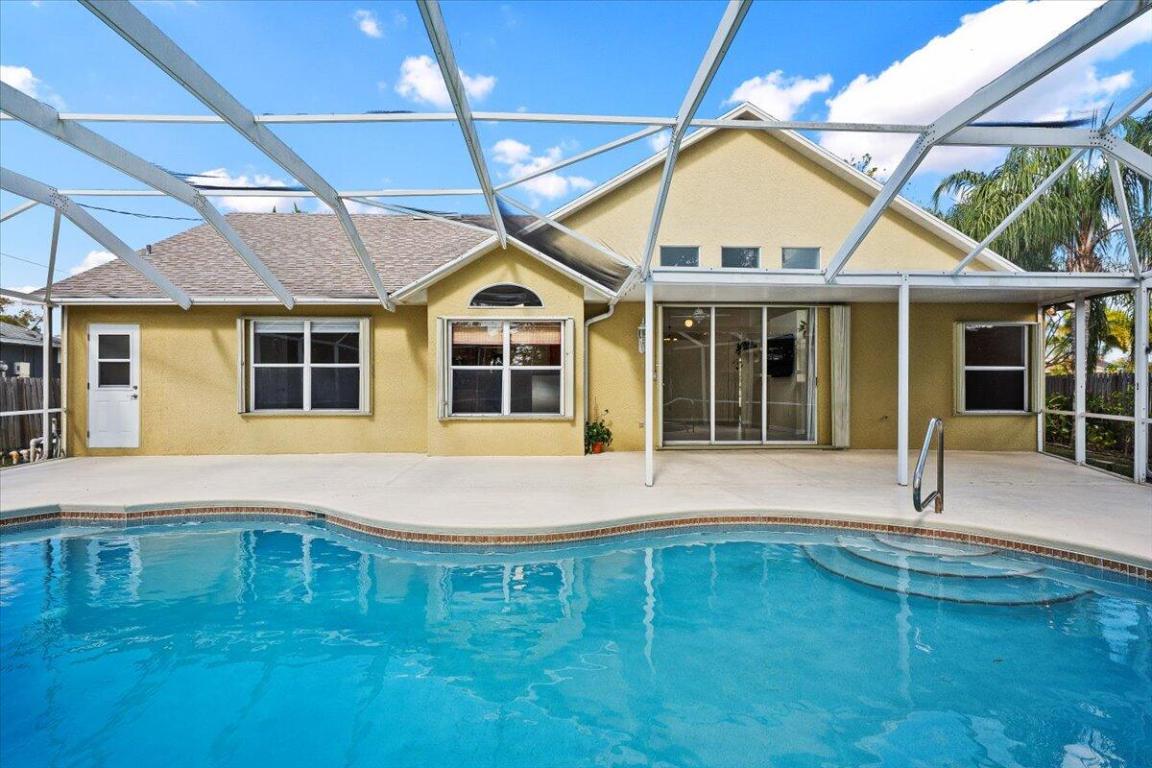 184 SW Hide Place, Port St. Lucie