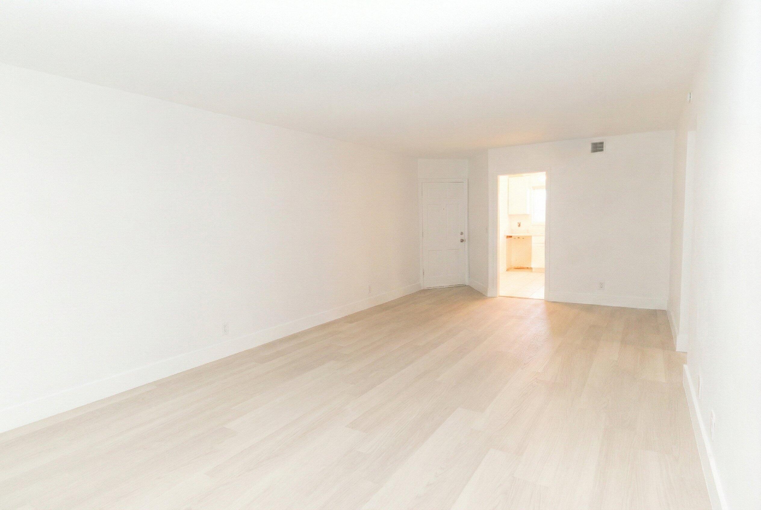 7 Westwood Avenue 102c