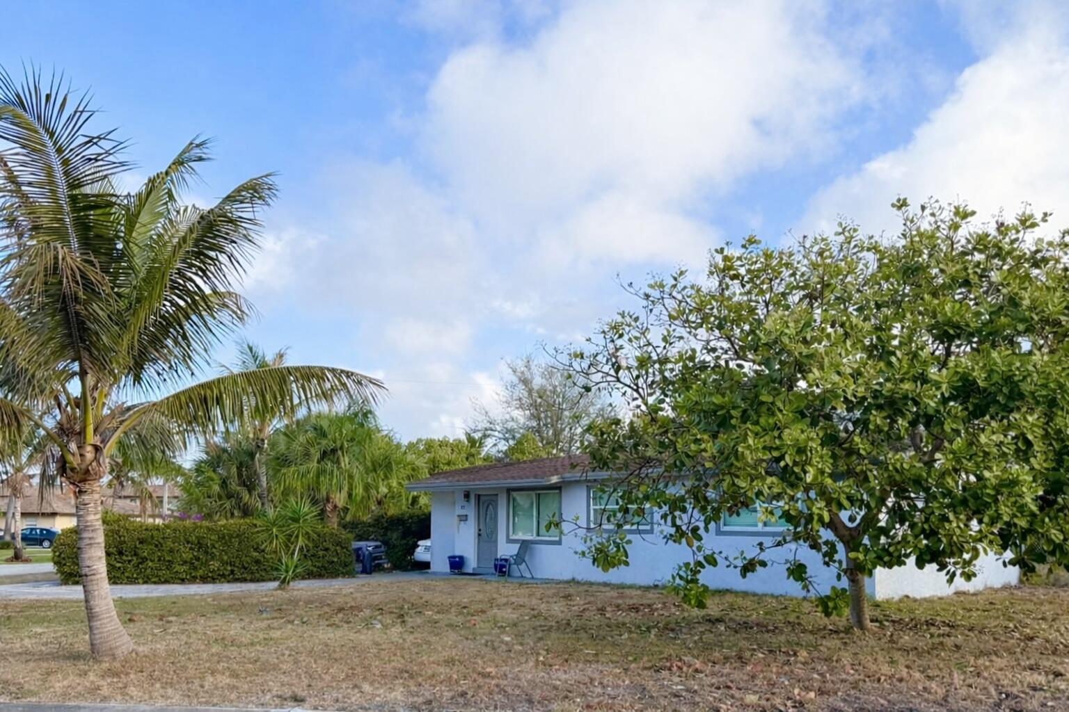 855 Date Palm Drive
