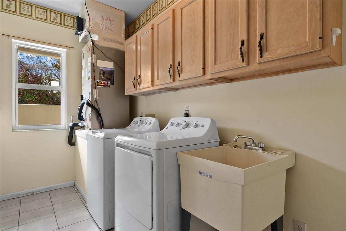 9953 SE Mahogany Way