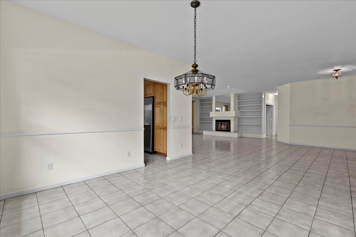 9953 SE Mahogany Way