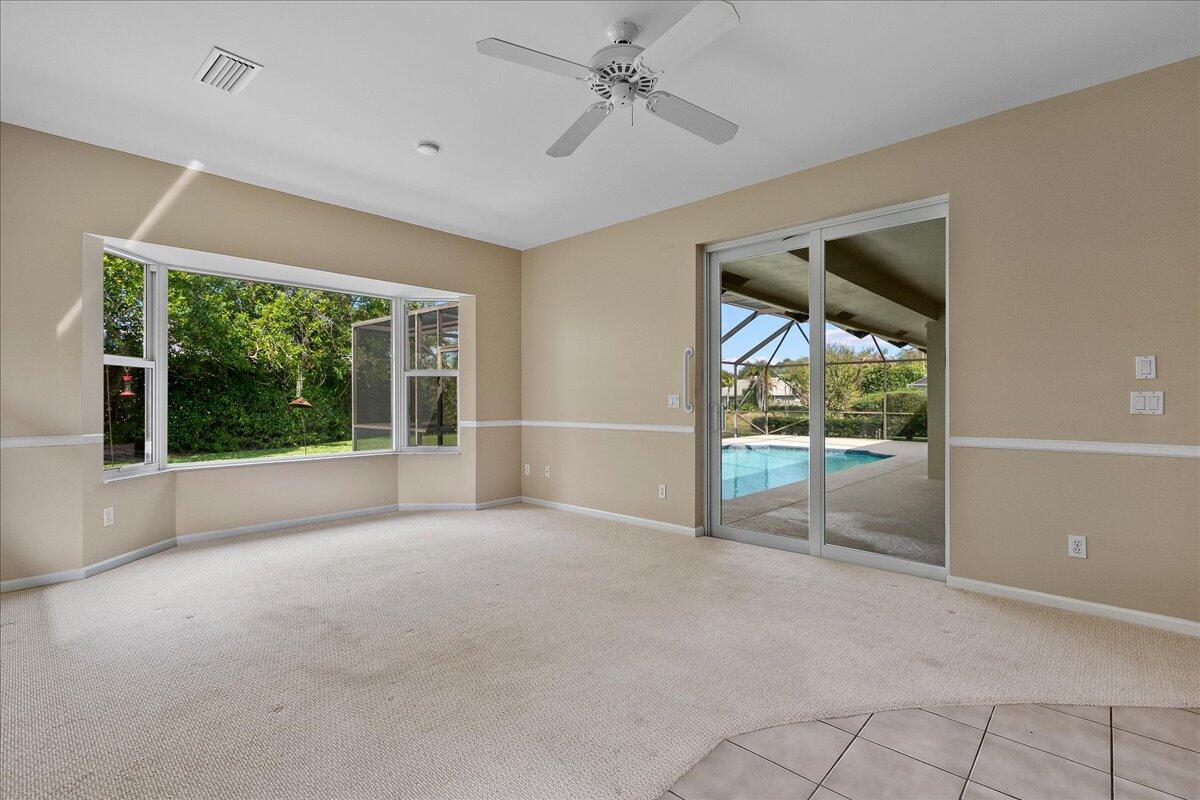 9953 SE Mahogany Way