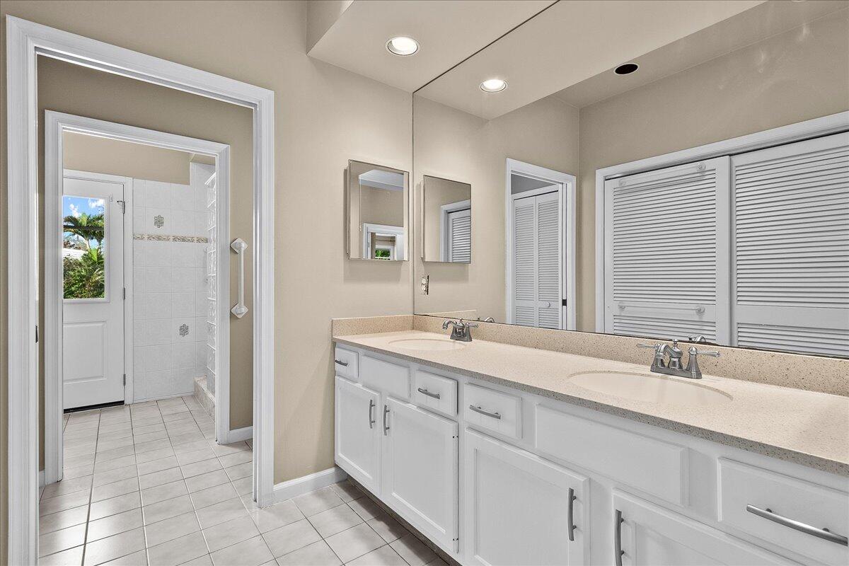 9953 SE Mahogany Way