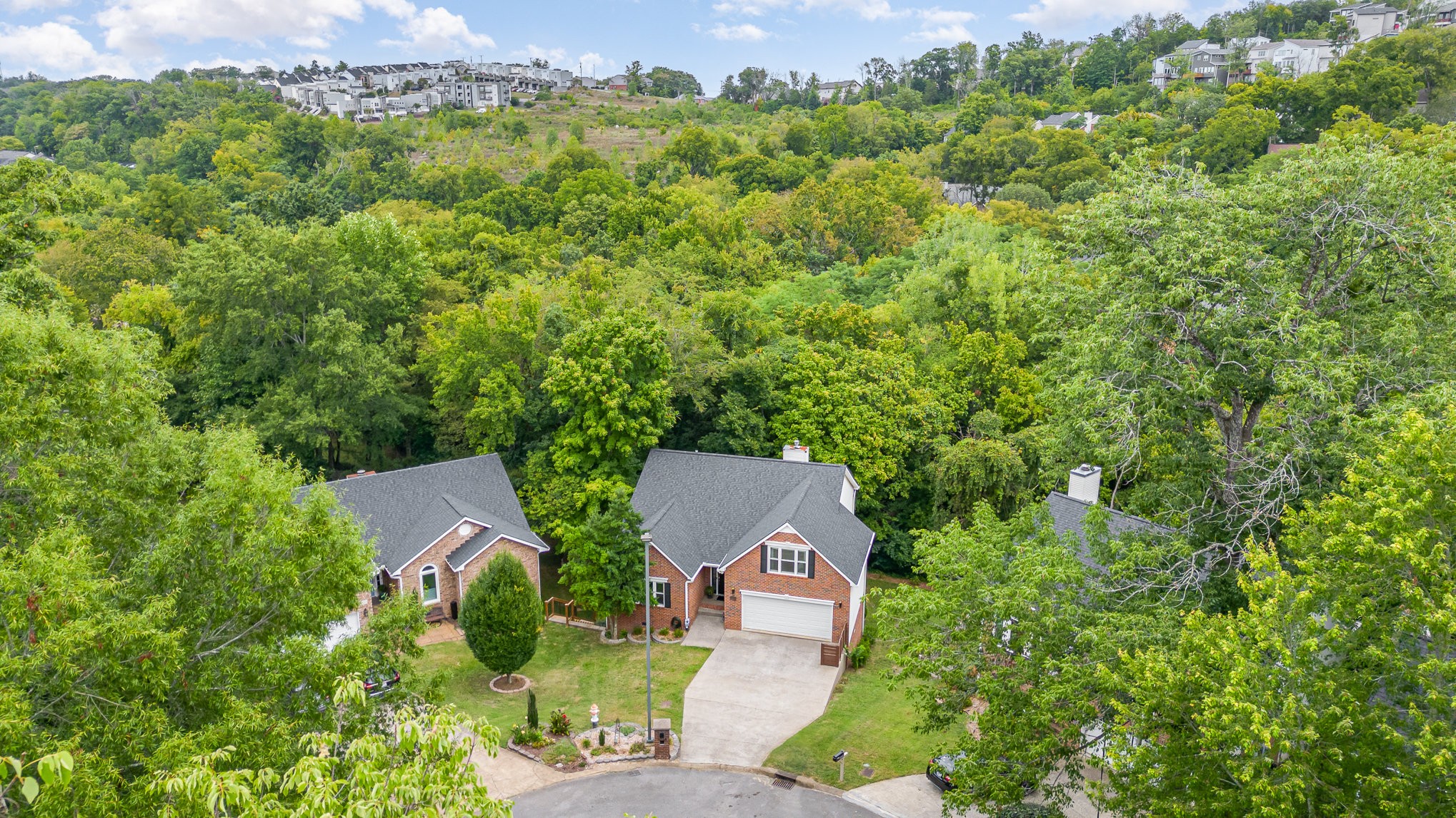 1036 Elmshade Ln
