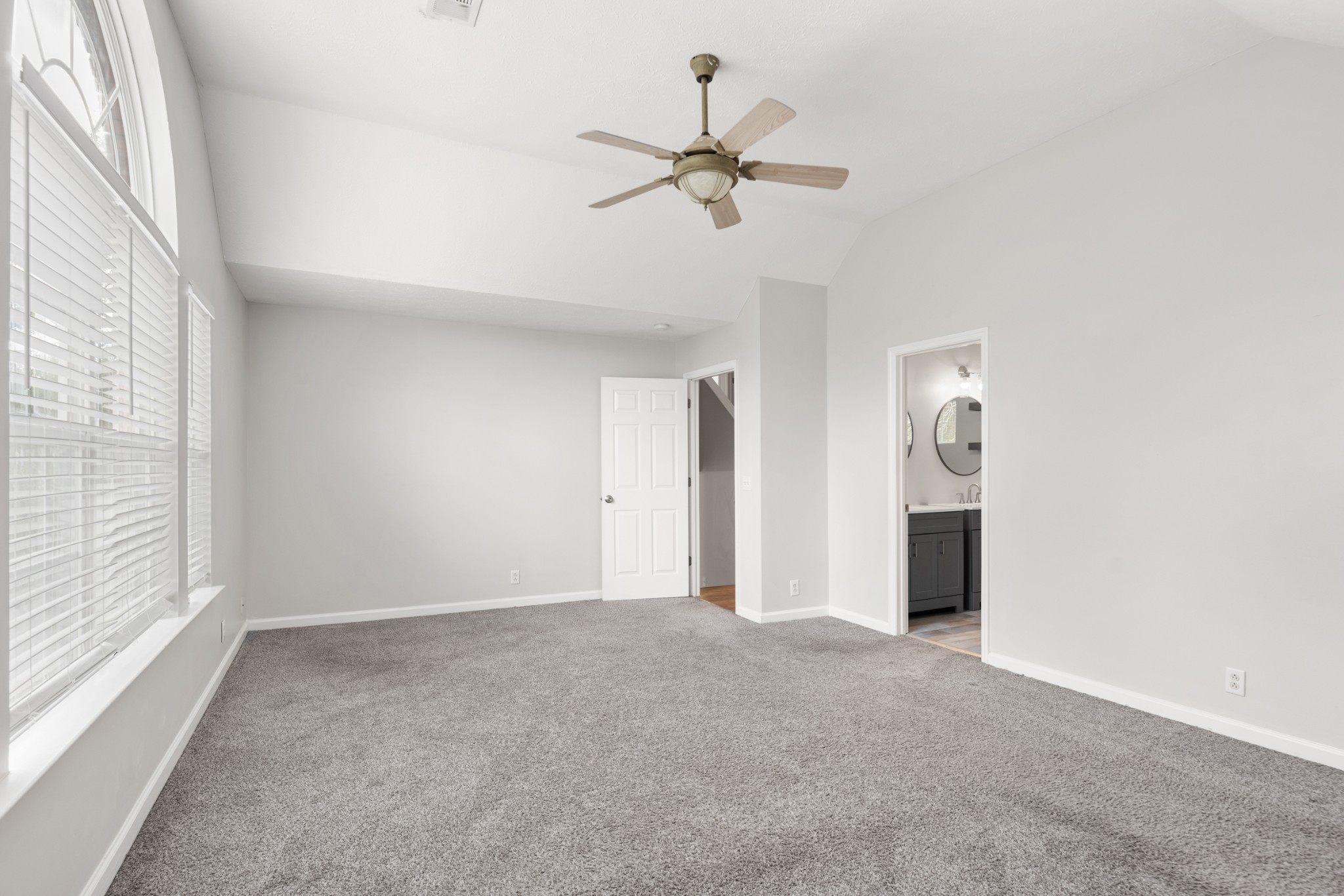 628 Magnolia Ln