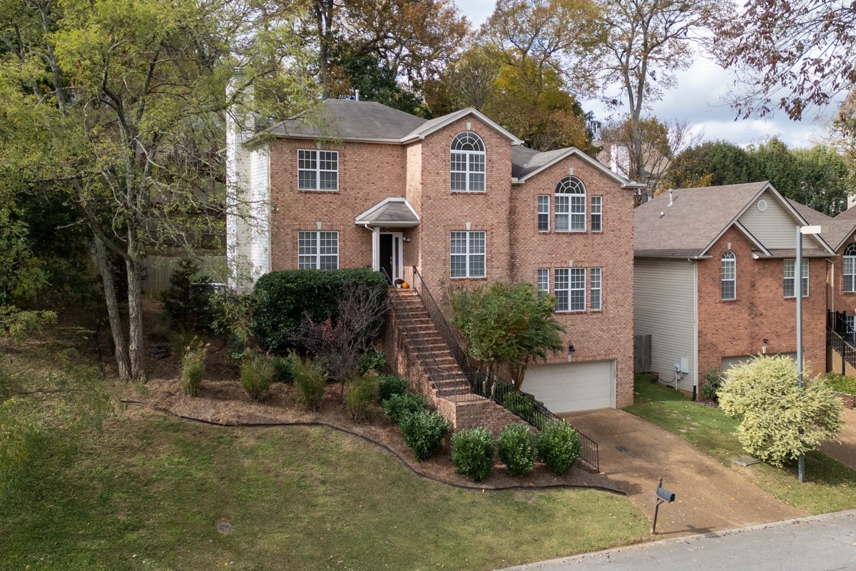628 Magnolia Ln