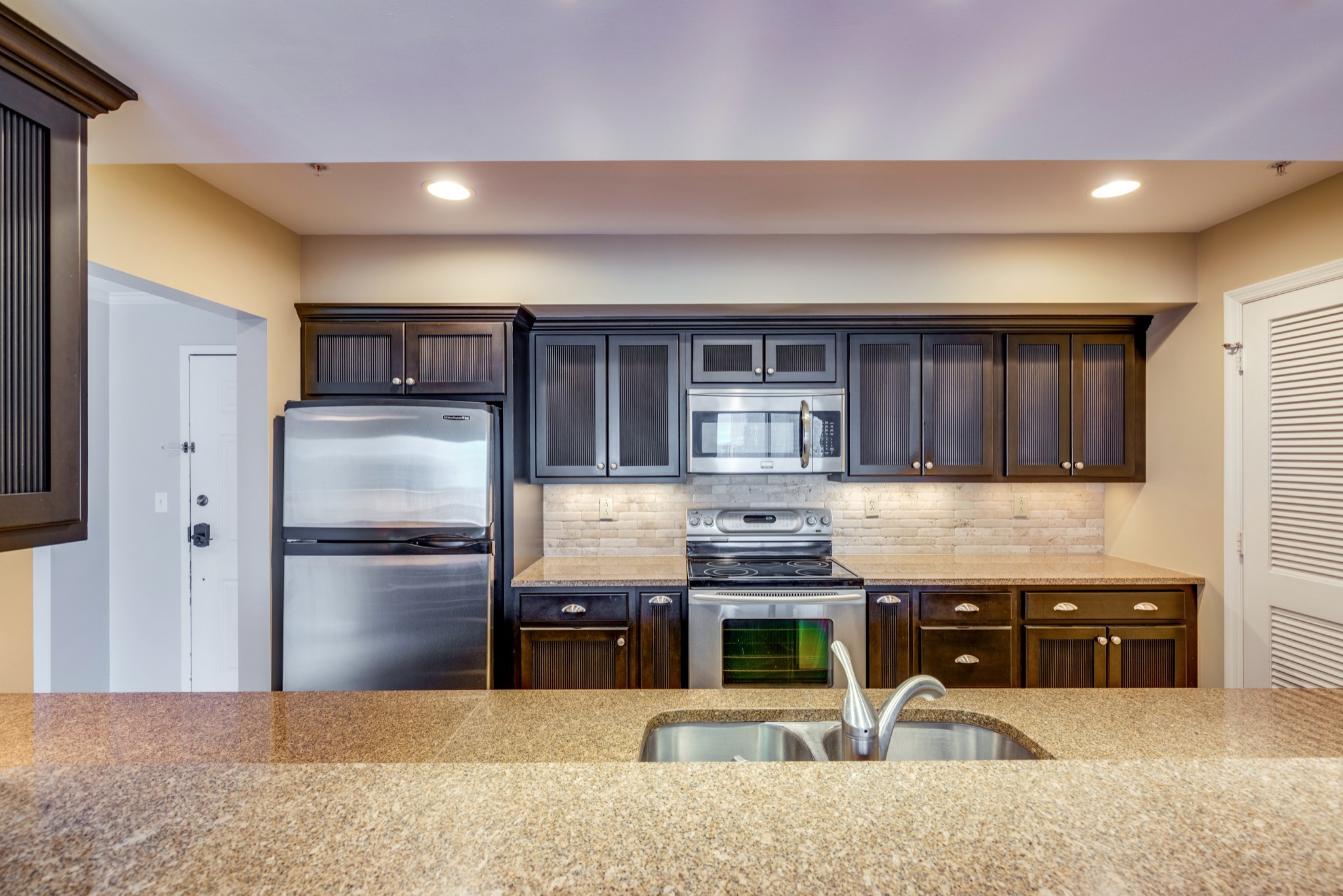 555 Church St Unit: 2304