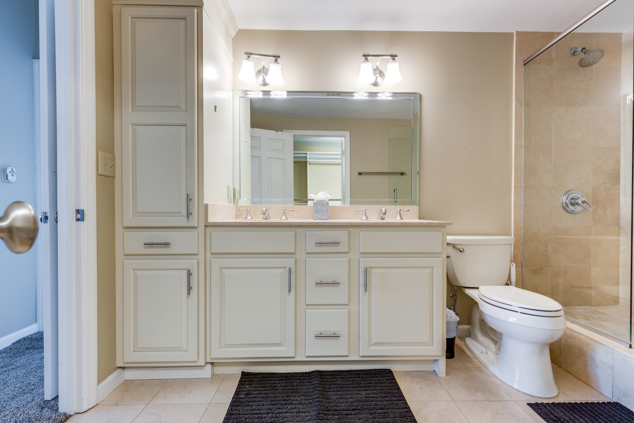 555 Church St Unit: 2304