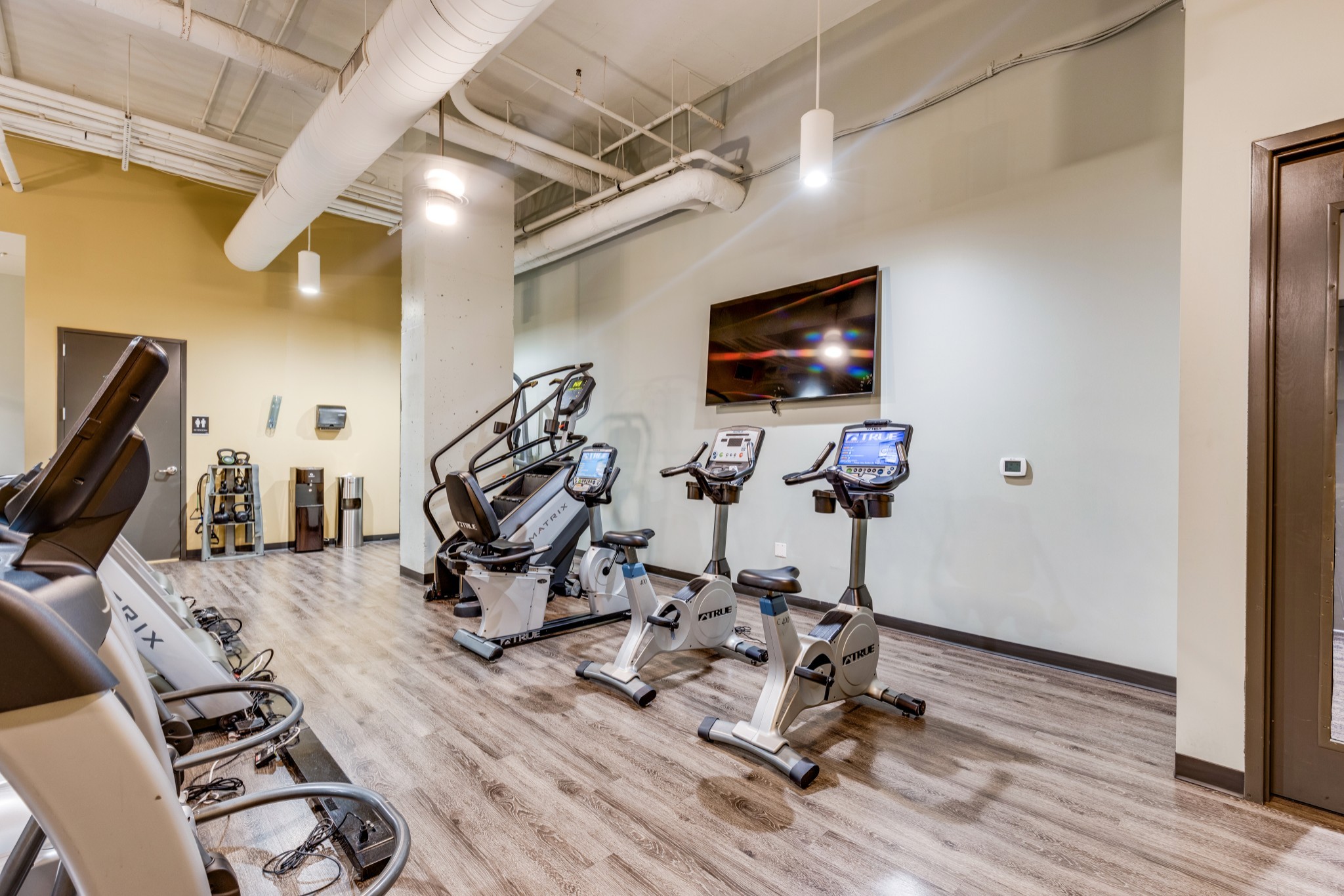 555 Church St Unit: 2304