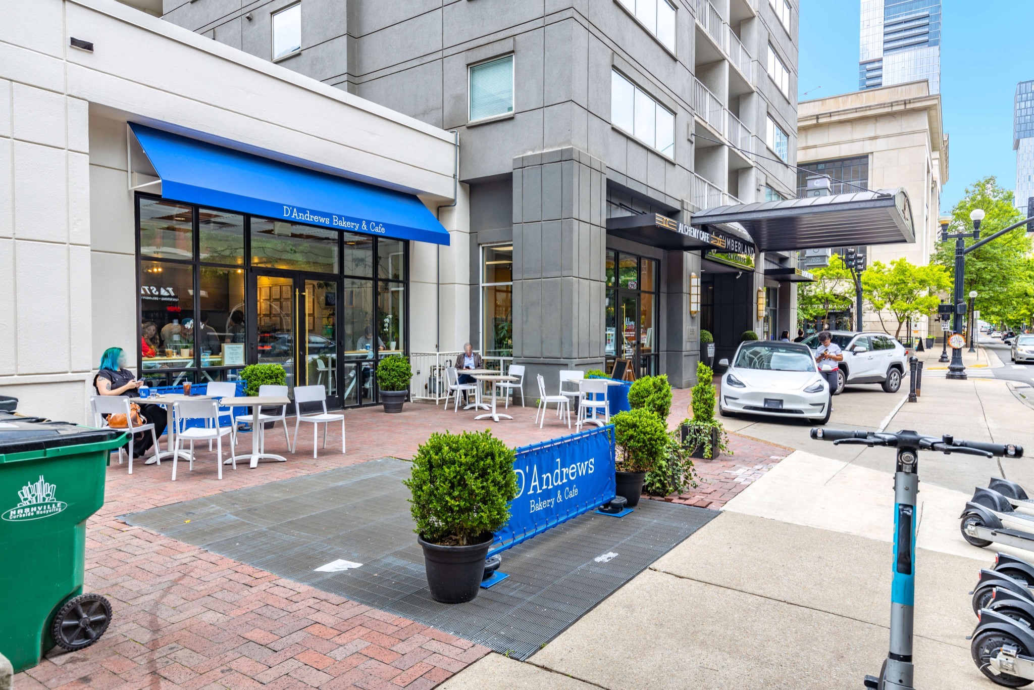 555 Church St Unit: 2304