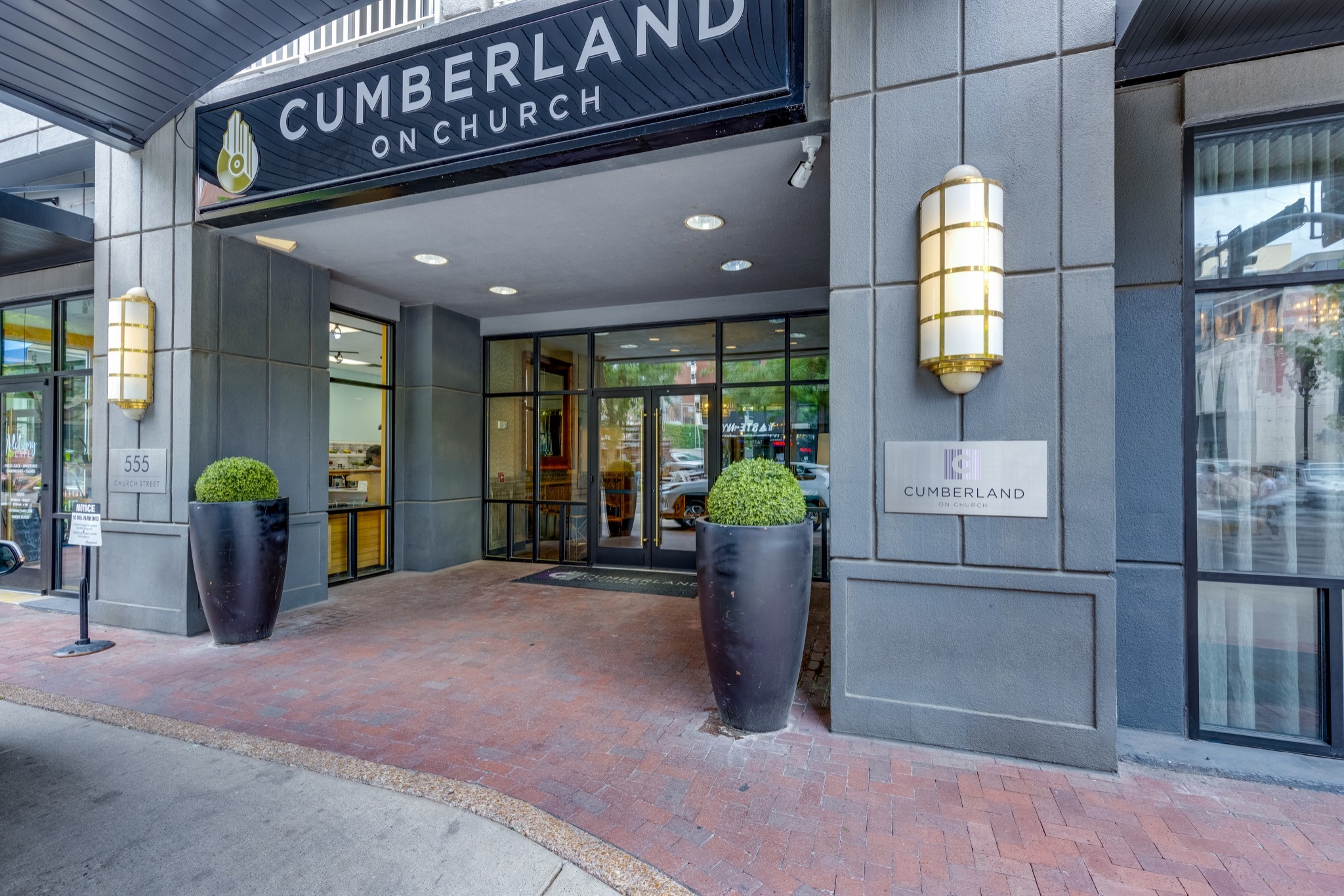 555 Church St Unit: 2304