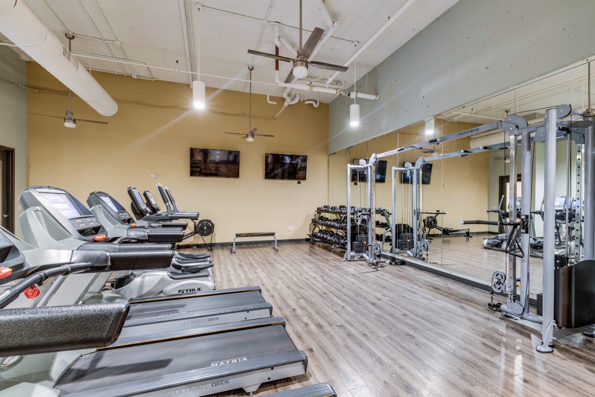 555 Church St Unit: 2304