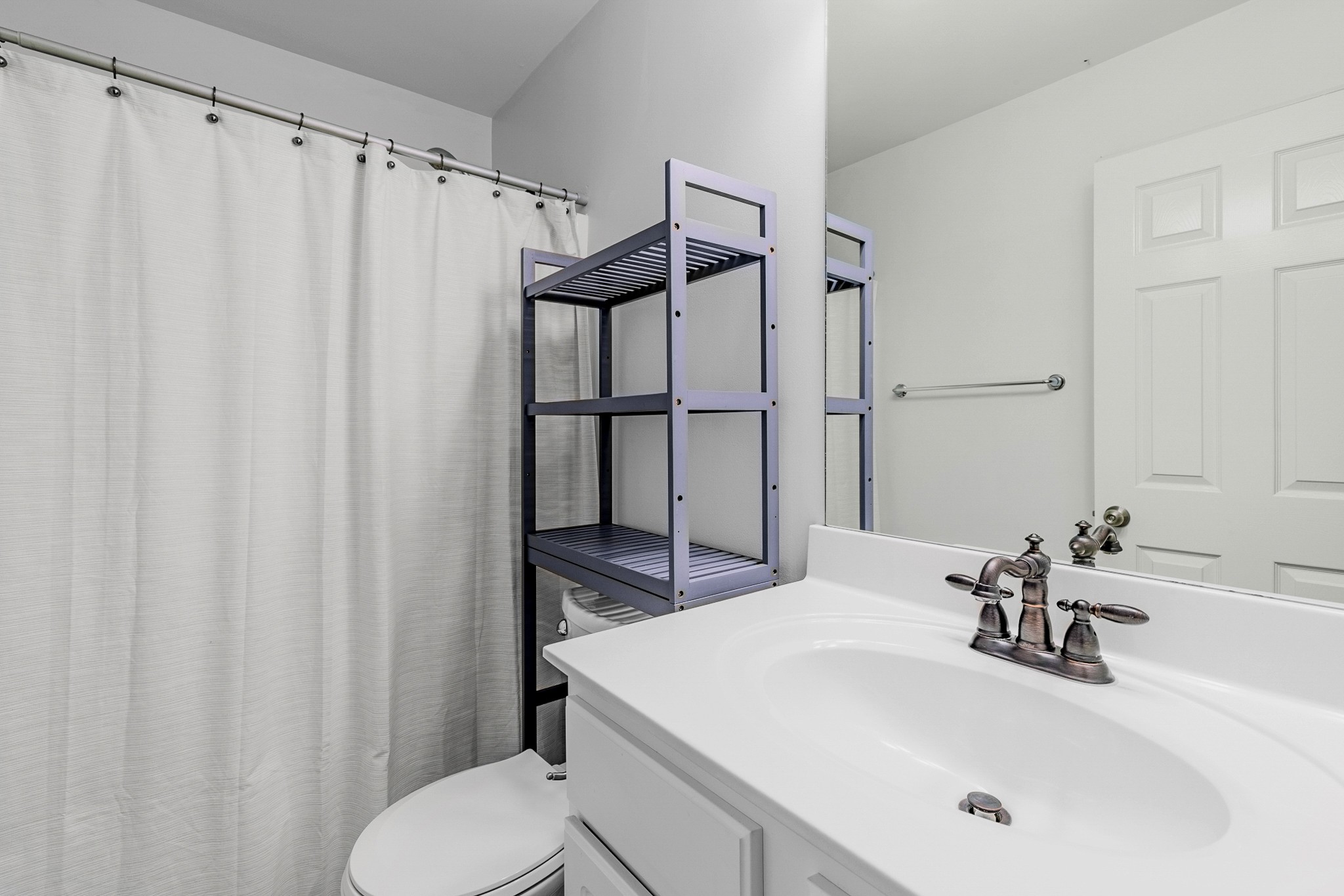 809 Barrington Place Dr