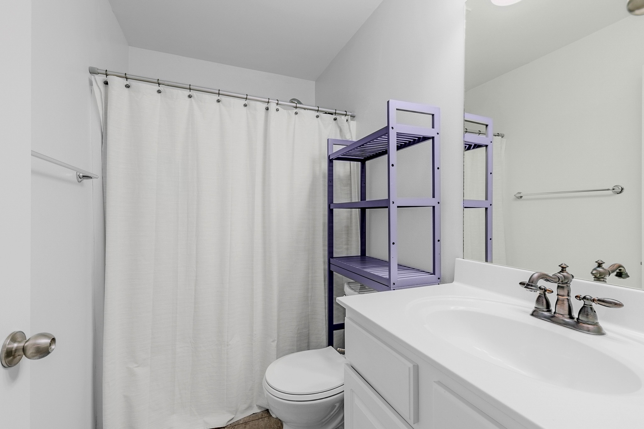 809 Barrington Place Dr