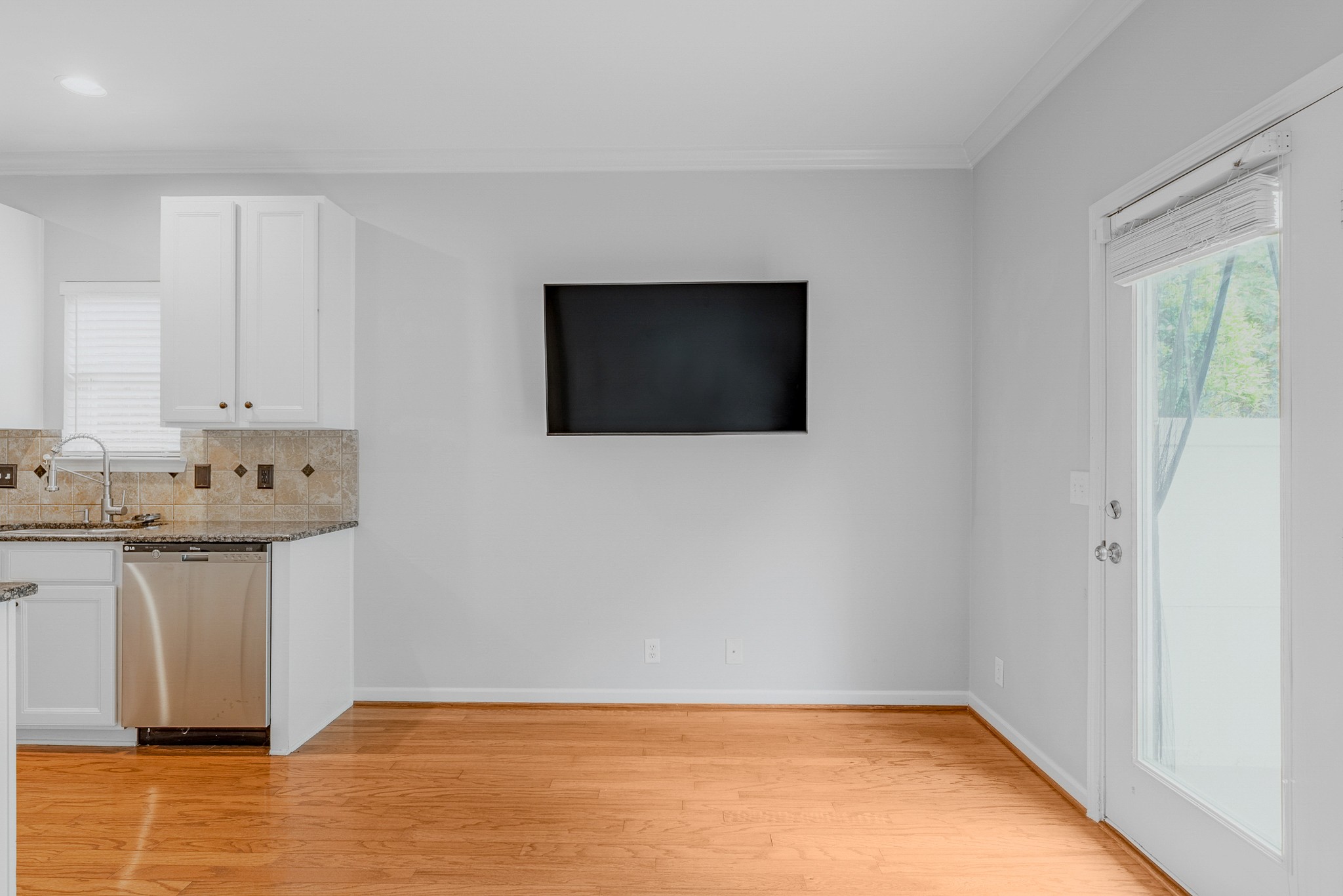 809 Barrington Place Dr