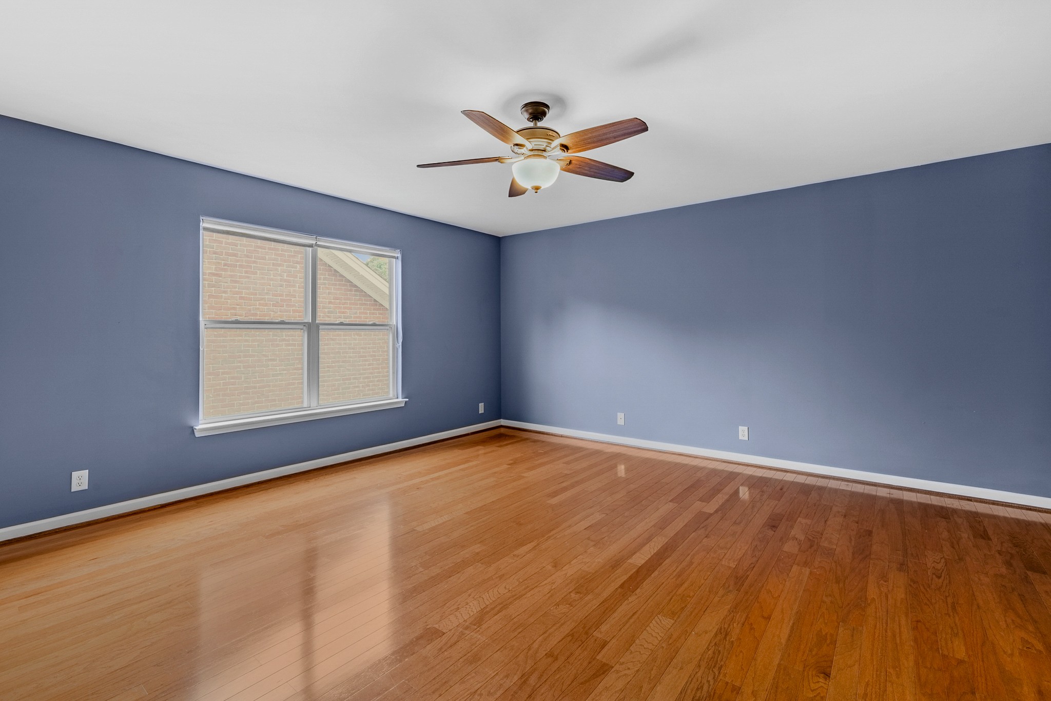 809 Barrington Place Dr