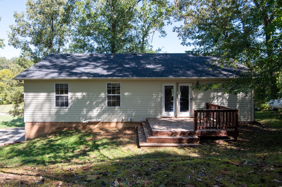 7408 Meadowwood Way