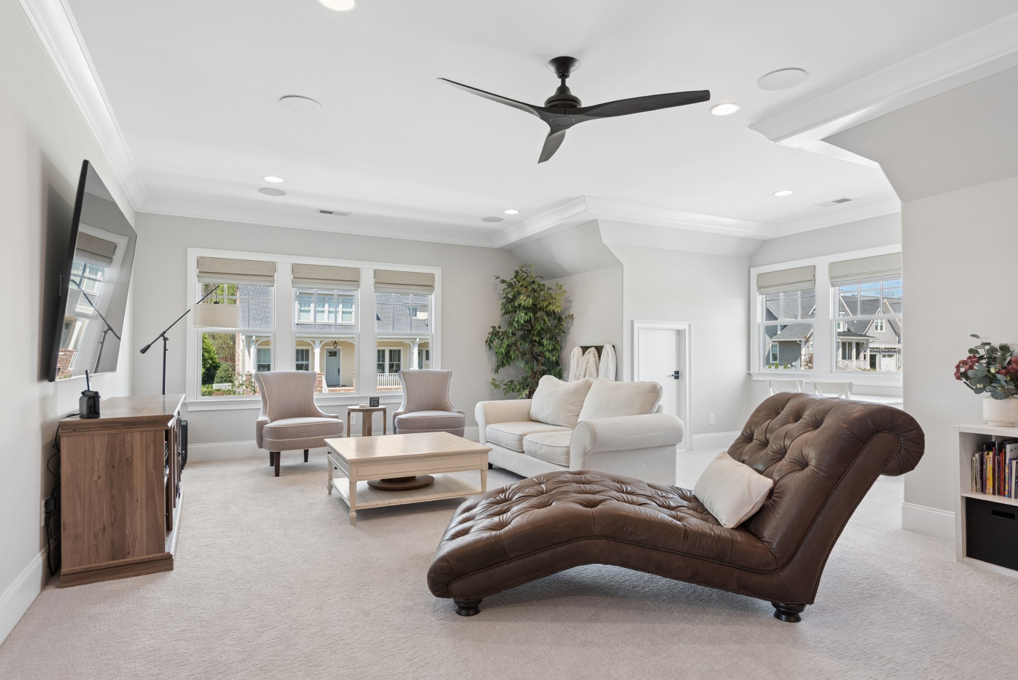 8776 Belladonna Dr