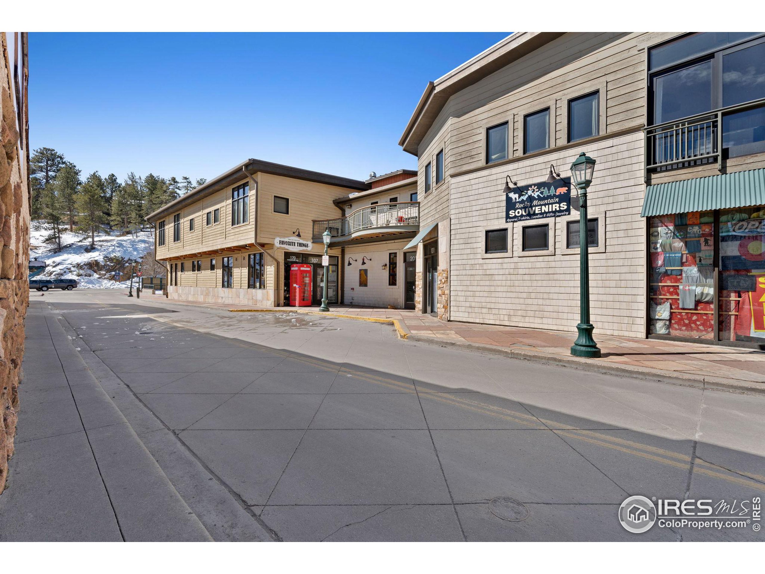 170 W Elkhorn Ave 201