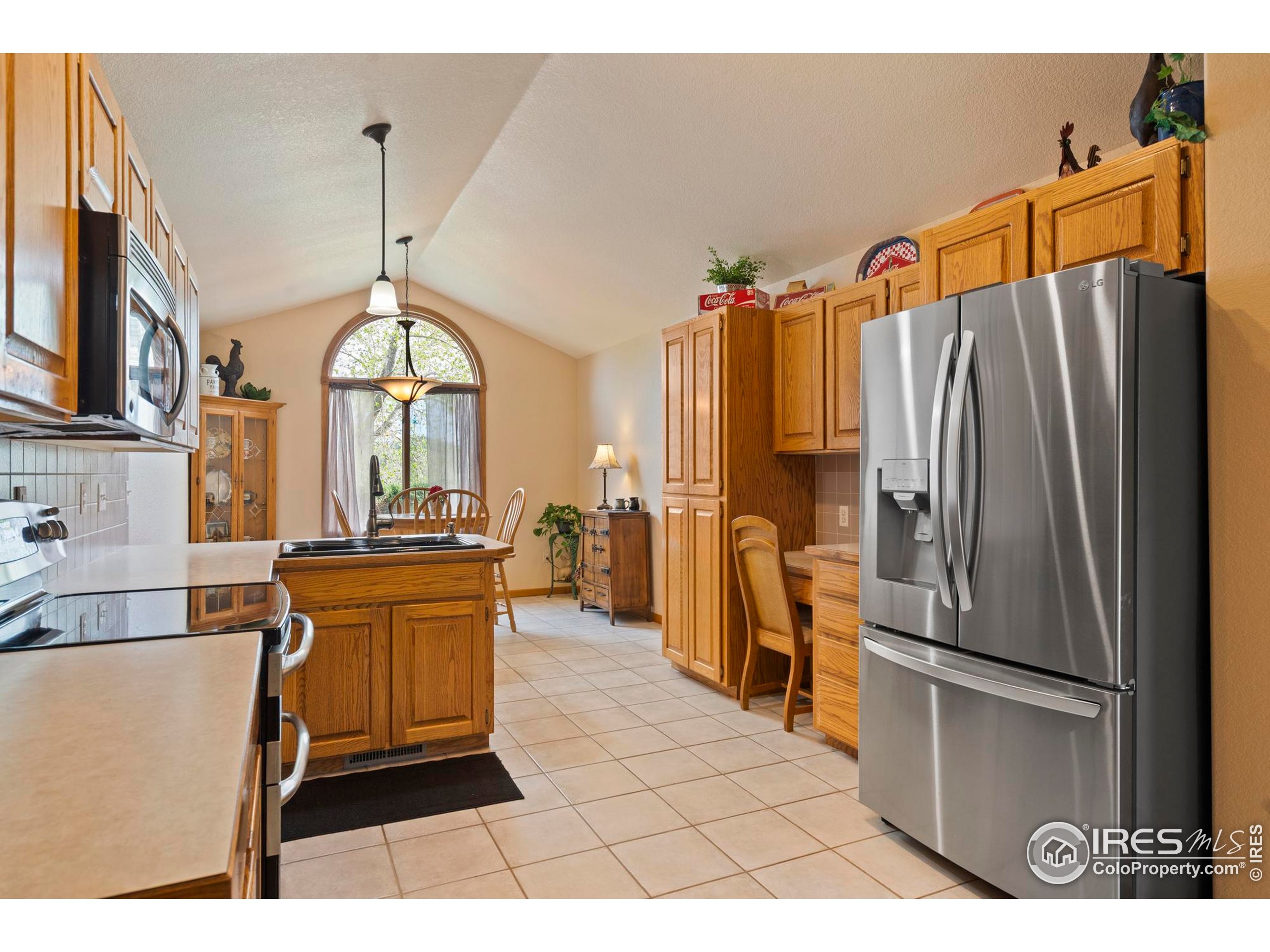 6319 Sedona Hills Dr