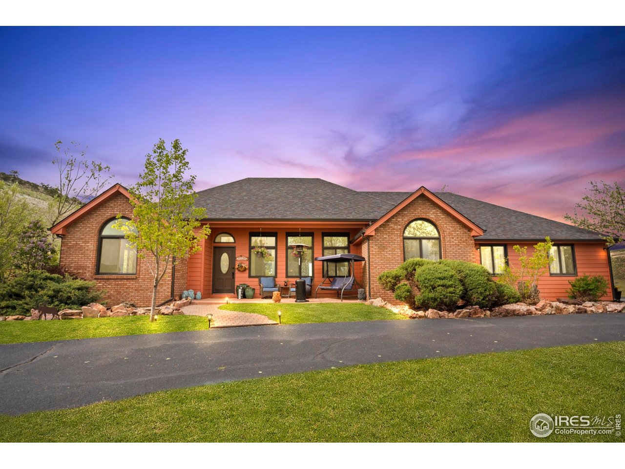 6319 Sedona Hills Dr