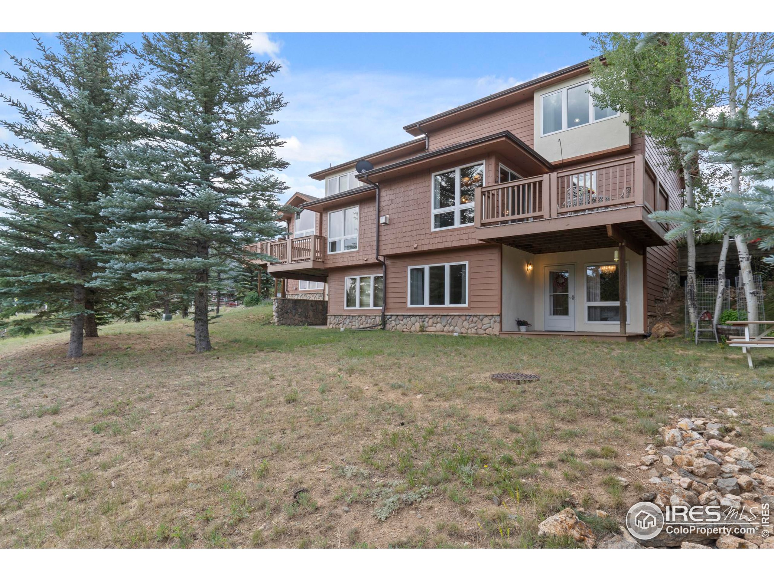 476 MacGregor Ave
