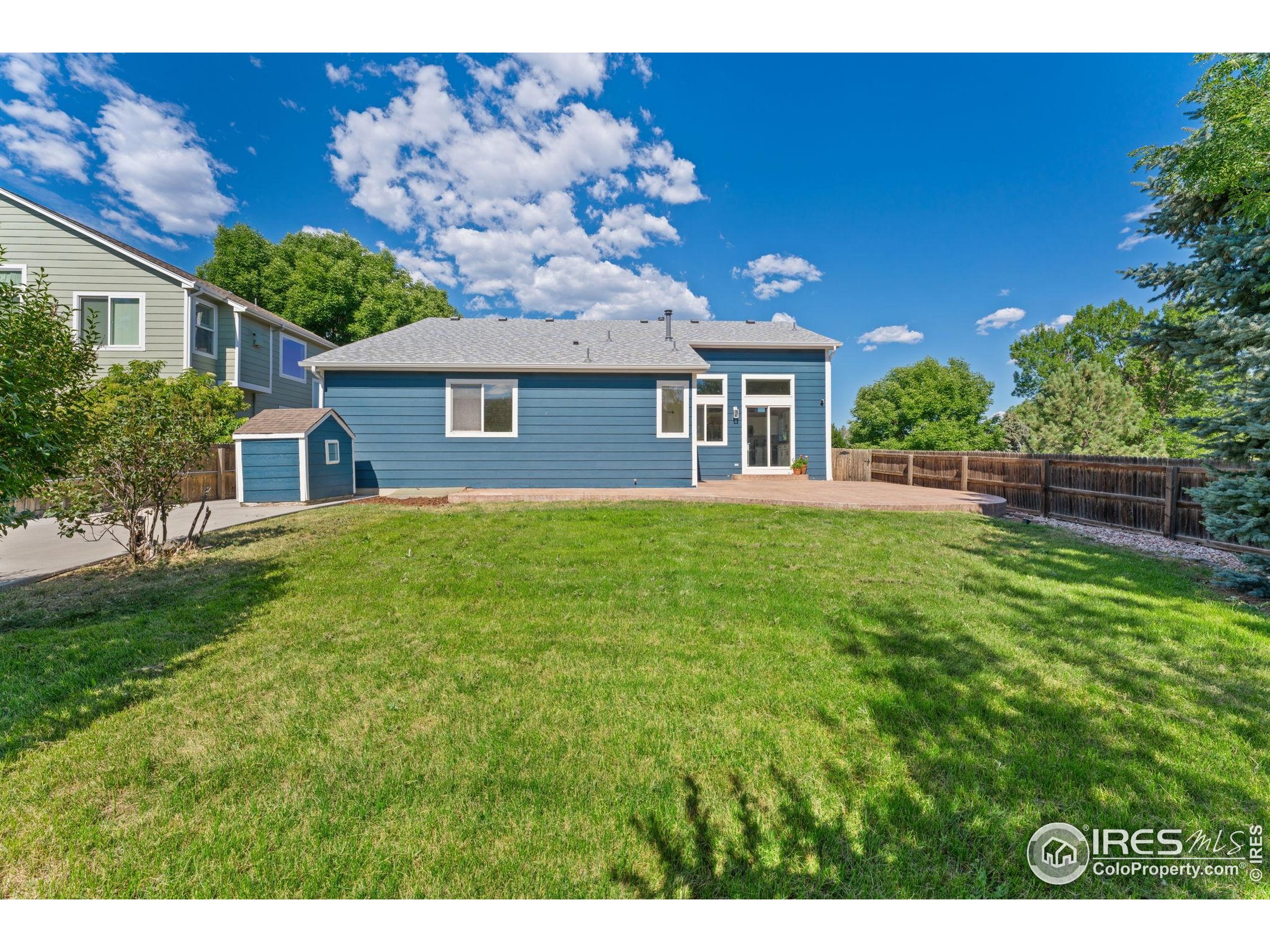 732 Bluegrass Dr