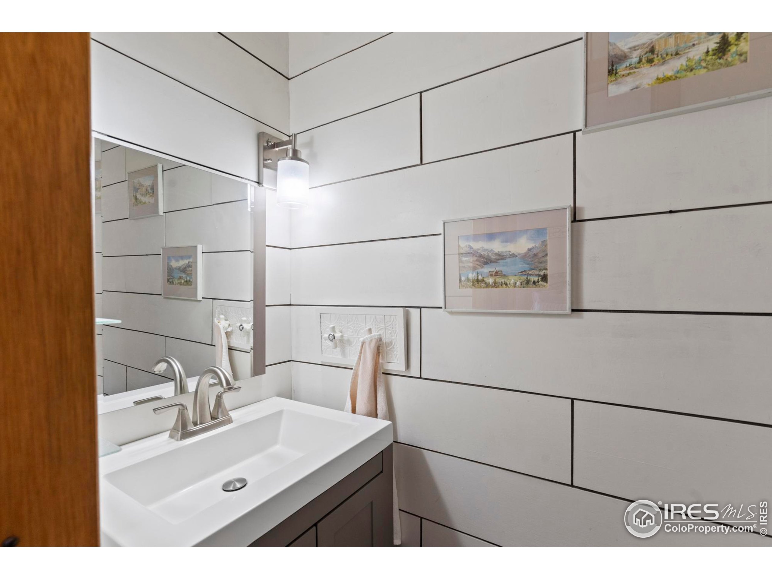 34 Alpine Dr