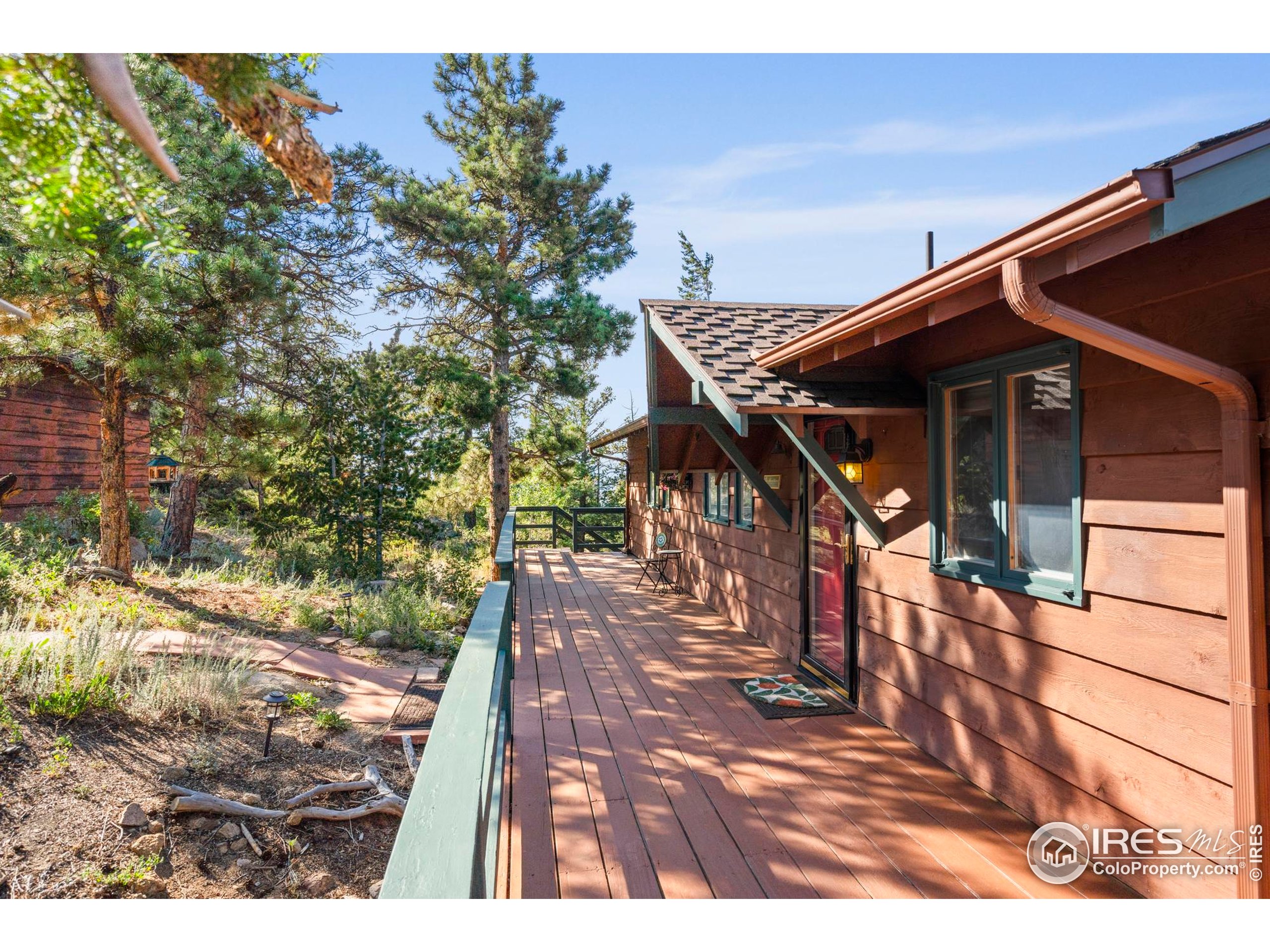 34 Alpine Dr