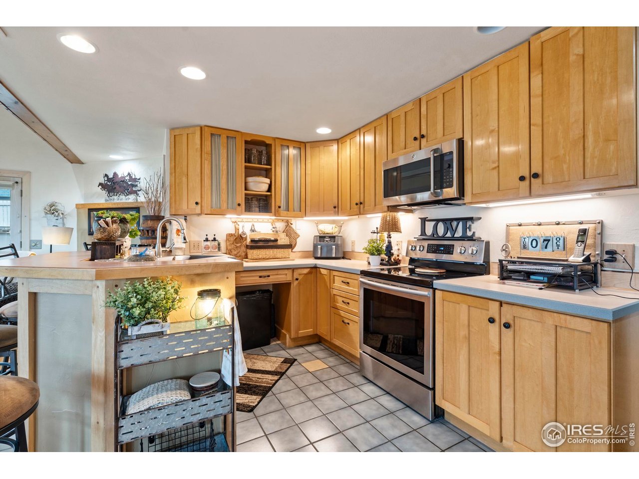 123 Mohawk Rd