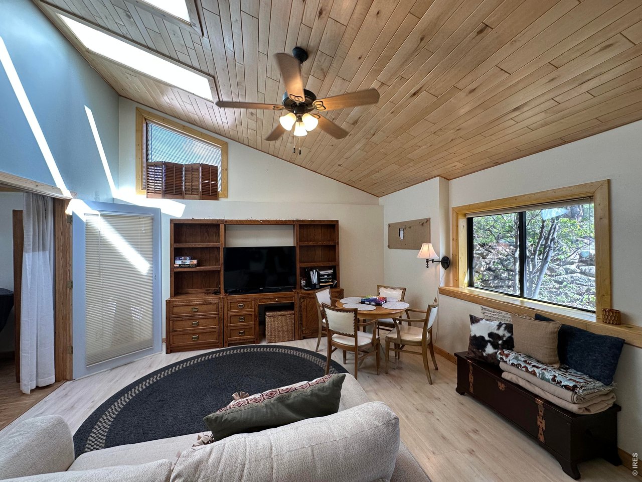 123 Mohawk Rd