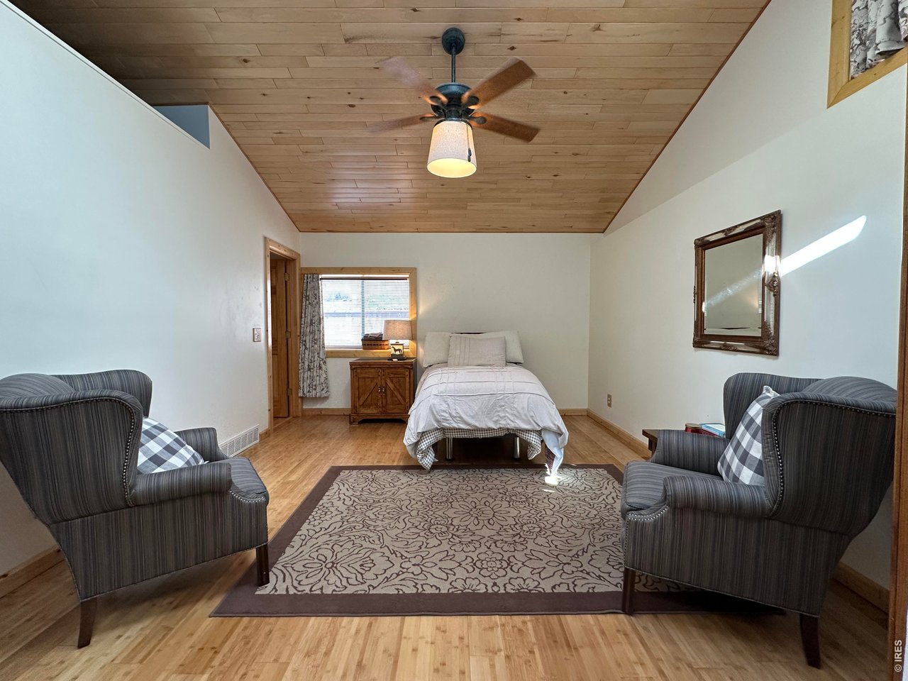 123 Mohawk Rd