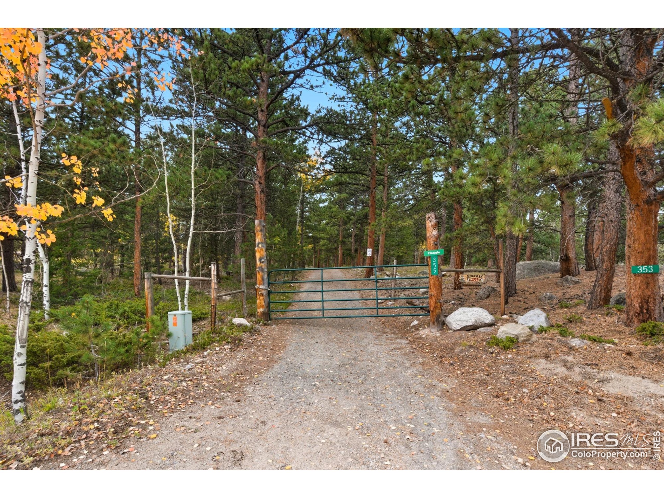 437 County Road 84 W