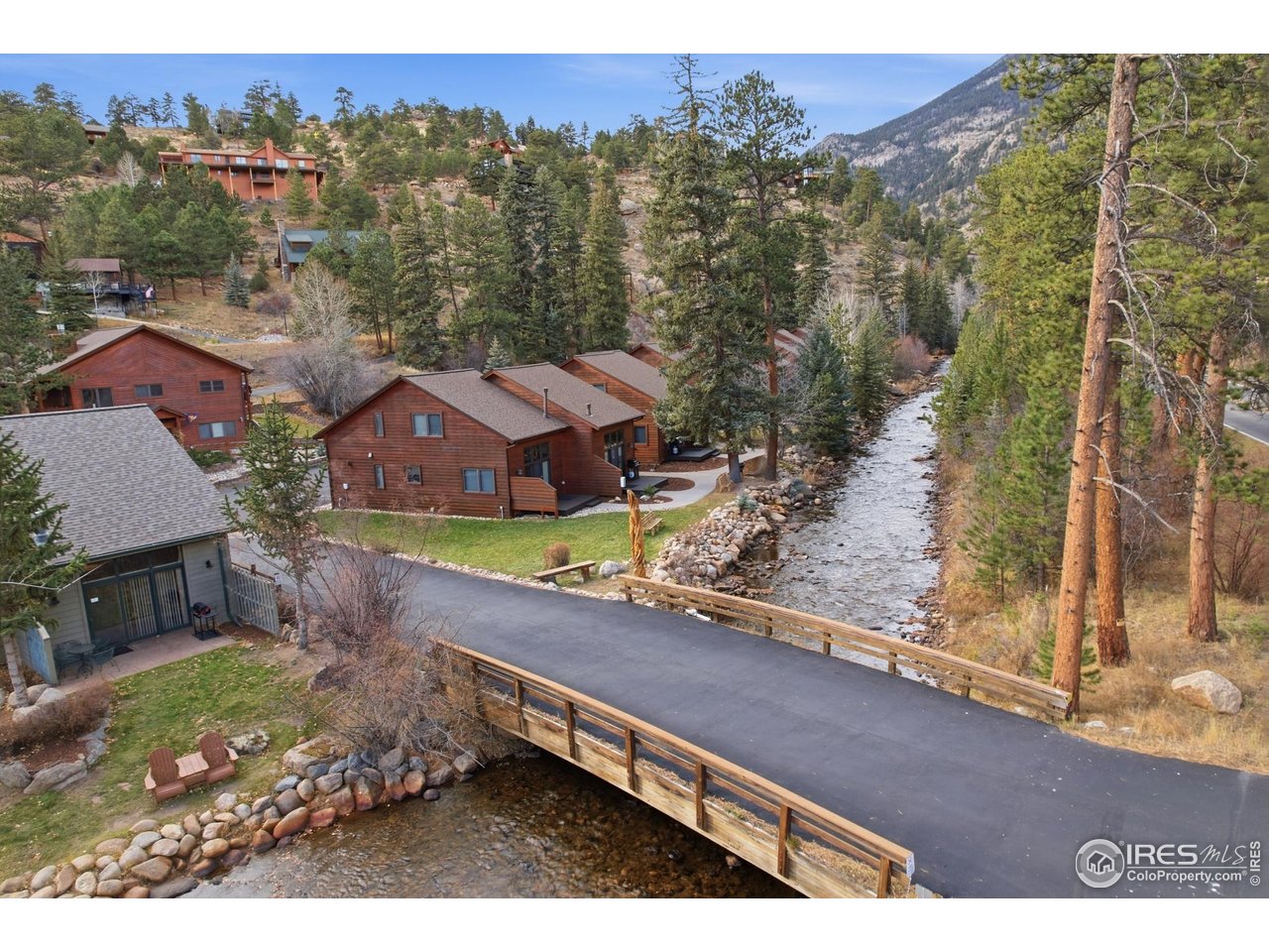 2120 Fall River Rd A2