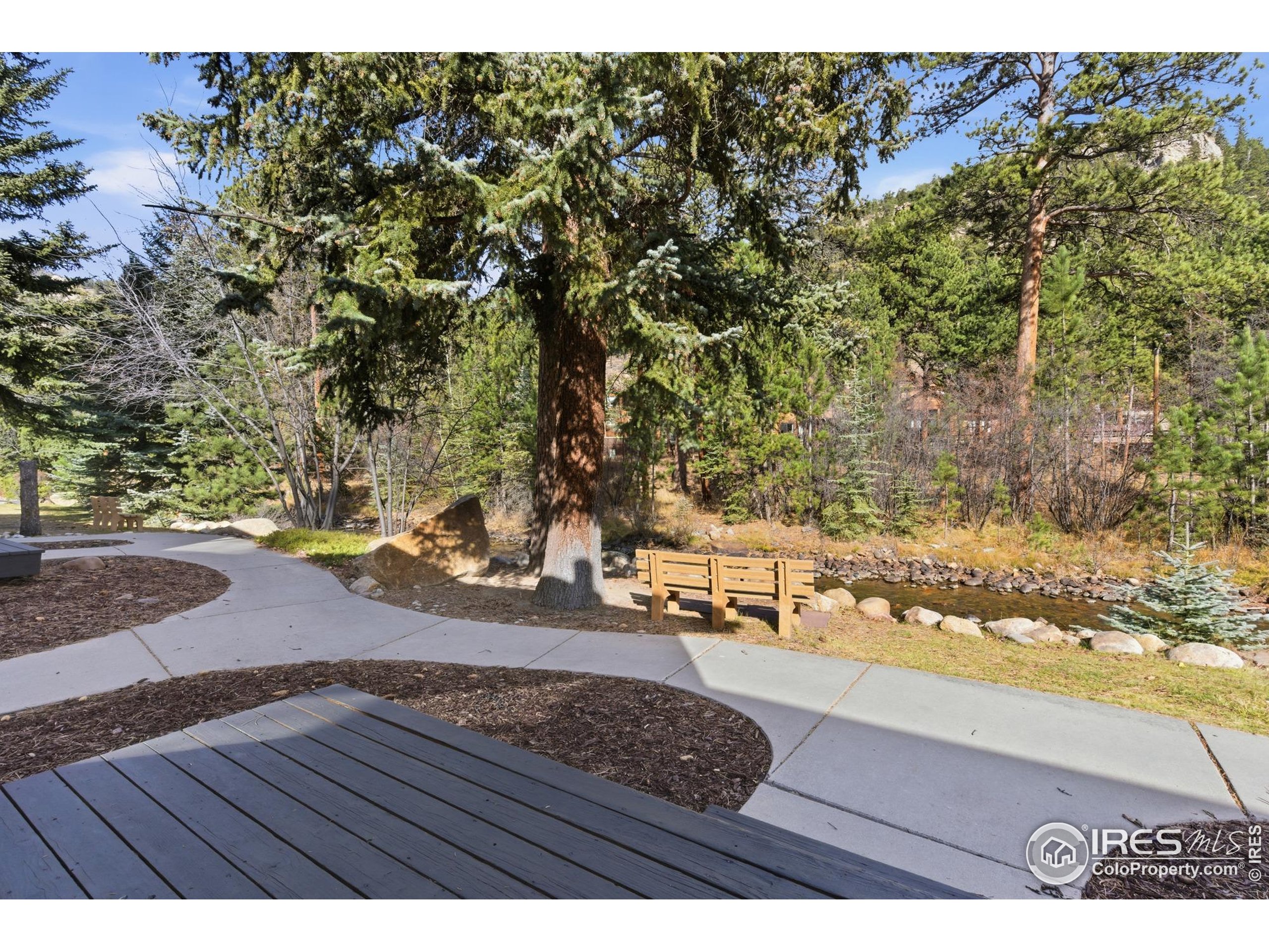 2120 Fall River Rd A2