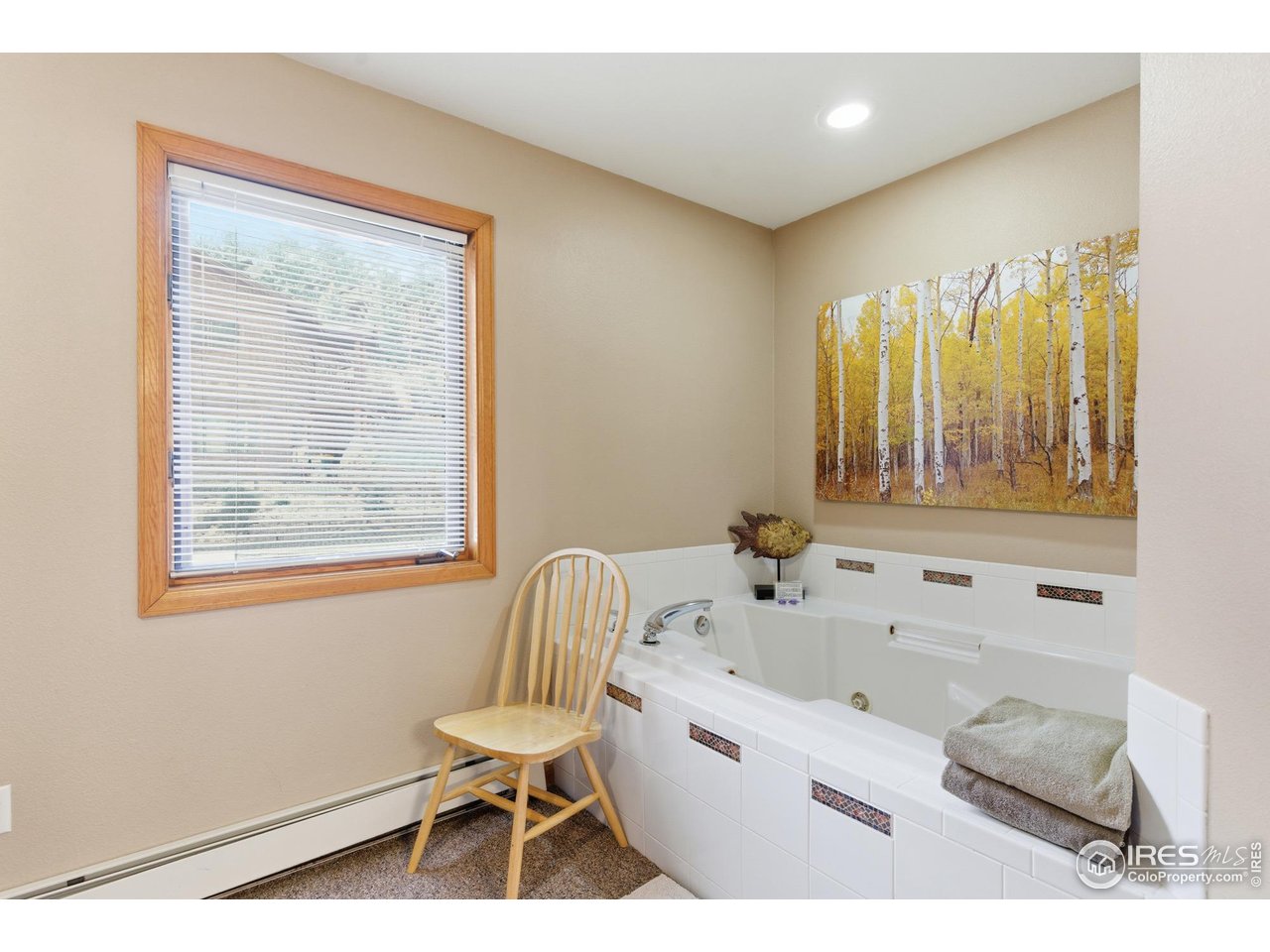 2120 Fall River Rd A2