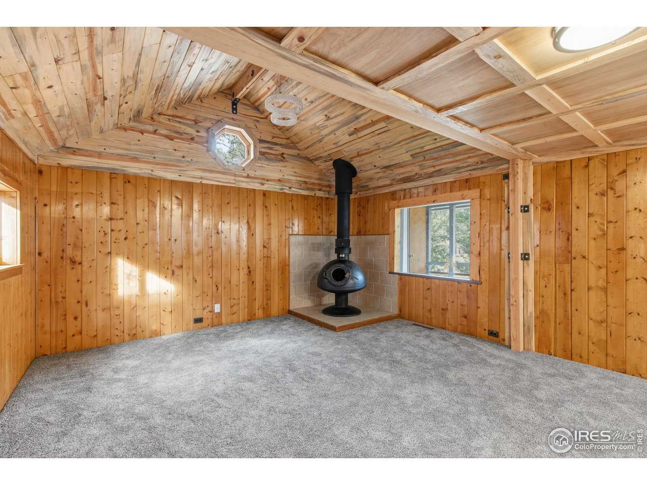 124 Big Pine Ln