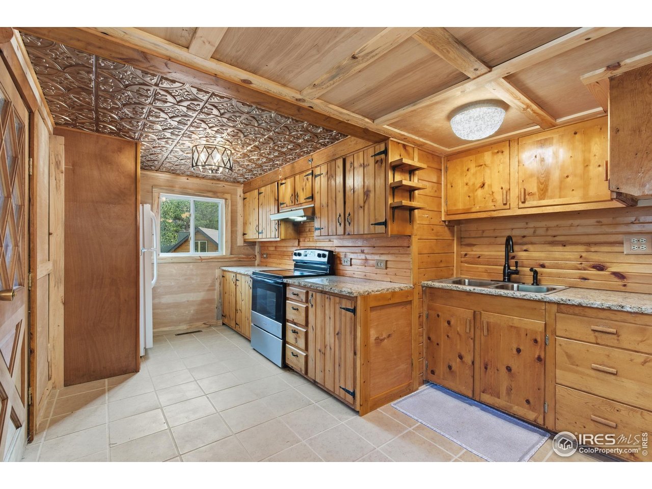 124 Big Pine Ln