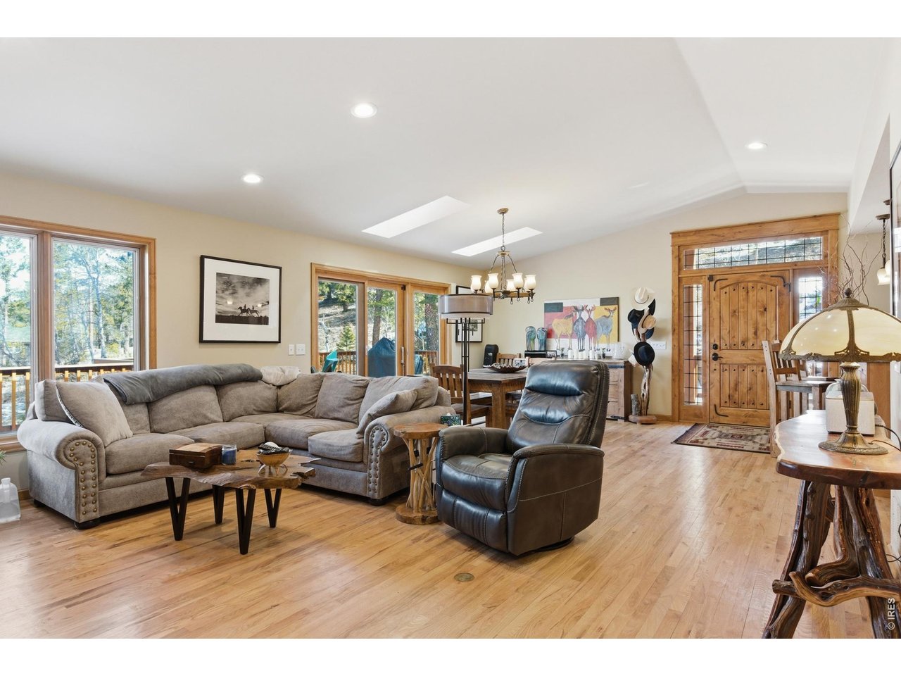 4079 Little Valley Rd