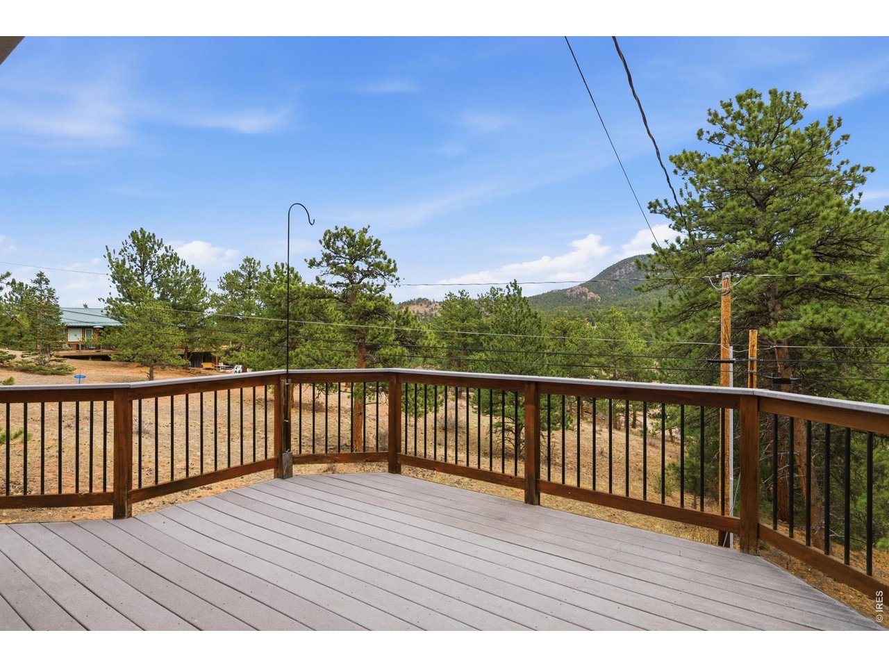 1331 Willow Ln